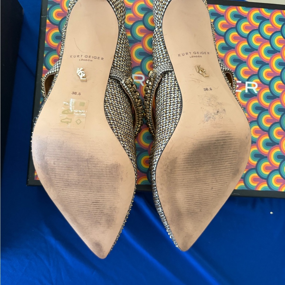 Kurt Geiger Elegant Brown Houndstooth Heels - Picture 5 of 5